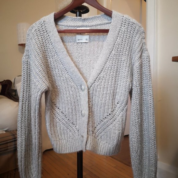Abercrombie & Fitch classic gray vneck cardigan - Picture 1 of 11